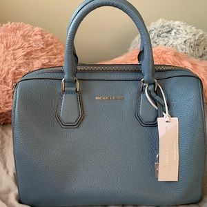 NEW Michael Kors Periwnkle bag